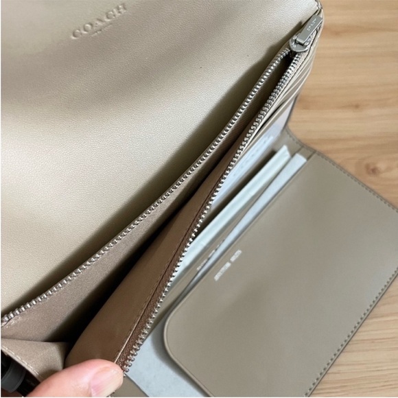Coach Travel Envelope Wallet In Signature Canvas #C1962